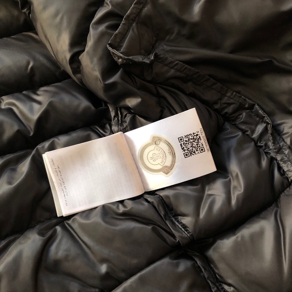 Moncler Riom Jacket Excellent Condition, with tags - Picture 6 of 14